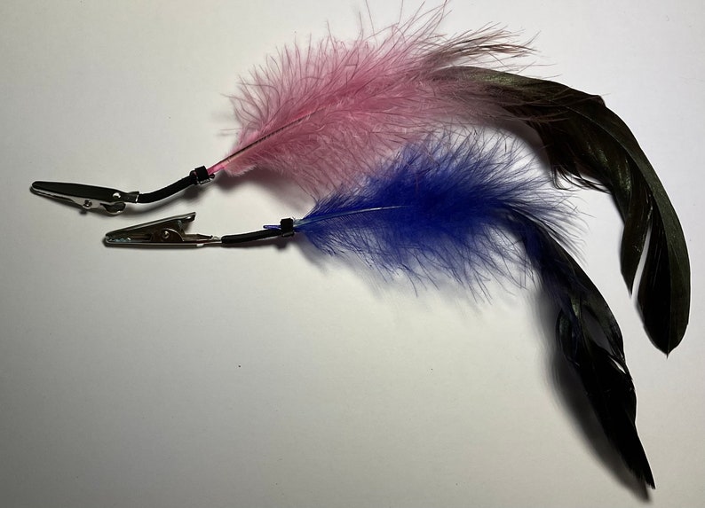 Alligator clips, feather hair clips, credit card clips. 25 clips image 9