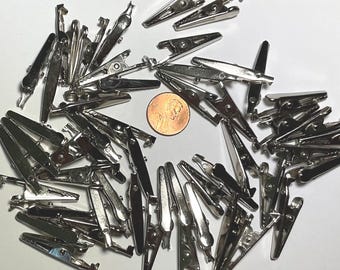 Alligator clips, feather hair clips, credit card clips. 25 clips!