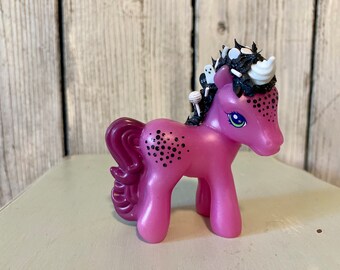 Small Customized My Little Pony with Icing Sweets and treats hair