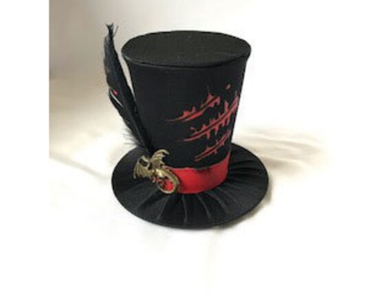 miniature top hats
