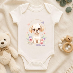 Baby-Body-Design (PNG-Datei), Welpen-Sublimations-Bügelbild, Babykleidung von Neugeborenen bis 12 Monaten, personalisierter Name (DTF-Download)