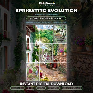 Op de afbeelding: Een digitale kunstdruk getiteld SPRIGATITO EVOLUTION met een 6-kaarten map lay-out met 20x25cm en 13x18cm opties. Het kunstwerk toont een mediterrane straatscène met stenen muren, potbloemen en een groene fiets, inclusief drie Pokémon-kaarten.