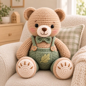 Patrón de oso de peluche a crochet en PDF. Oso amigurumi con overol. Tutorial de juguete de peluche adorable.