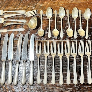 Towle Sterling Silver Chased Diana Set Of 30 ~1,000g R Monogram