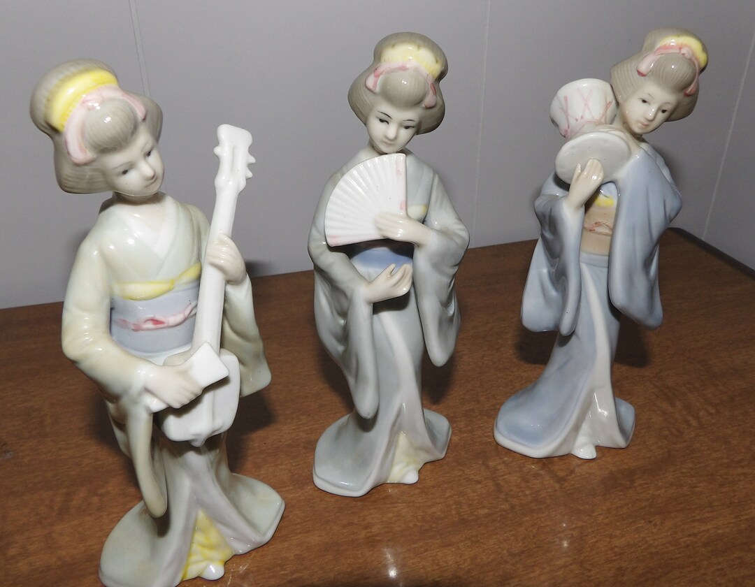 Vintage Japan Figurines Oriental Woman Set of 3 1970's Etsy