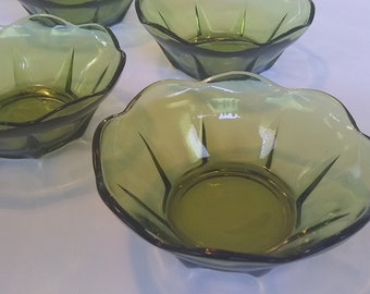 Vintage Avocado Green Scalloped Anchor Hocking Paneled Serving Bowls Dessert Bowls Set of 4 1970's