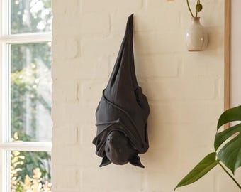 Gothic Hanging Bat Wall Art Sculpture | Vampire Bat Decor | Dark Academia Wall Decor | Gothic Home Decor