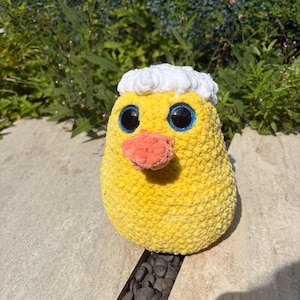Canard en peluche crocheté à la main avec mousse de bain | Canard jaune en peluche amigurumi tout doux | Cadeau de naissance kawaii adorable