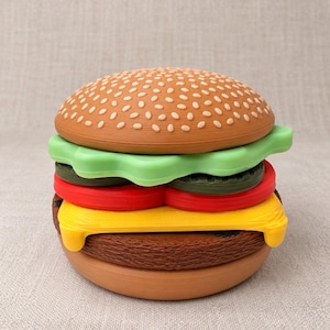 Magnetic Build Your Own Burger Set, Stackable Pretend Food for Kids Play Kitchen