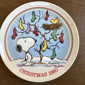 Snoopy Holiday Collectable Plate 1980 made by Schmid