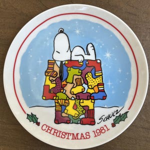Snoopy Collectable Holiday Plate 1981 made by Schmid