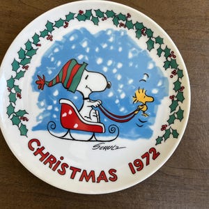 Snoopy Holiday Plate 1977 by Schmid