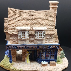 Lilliput Lane the China Shop - Etsy