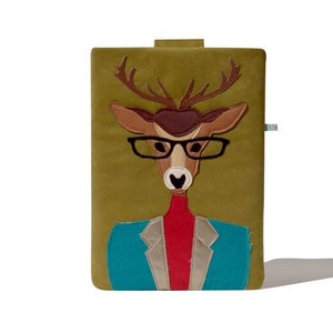 Torba na MacBooka „Mr. Wise Deer” Ręcznie robiona torba na MacBooka Pro M3 Max 16” – wyjątkowy i ręcznie robiony, wyjątkowy prezent