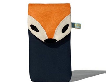 iPhone 15 Pro Max Case, iPhone 14 Sleeve, Handmade Phone Case, Sir Fox Padded iPhone Bag