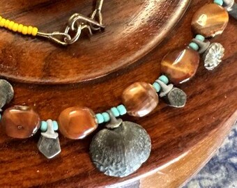 Collier en coquillage fossilisé, bijou artisanal en coquillage de brachiopode brun véritable, pièce unique des Finger Lakes