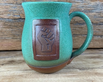 Handgemachte Pottery Revolution Tasse / Keramik Tasse / Steingut Kaffeetasse / Tee Tasse / Widerstand in der Liebe