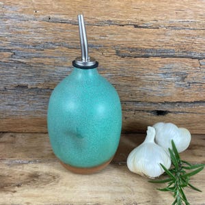 Keramikölspender / Handgefertigtes Keramiköl oder Essigflasche / Ahornsirupspender / Verwittertes Kupfergrün glasiertes Steinzeug