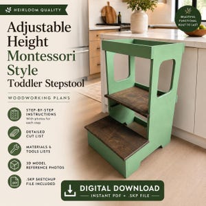 Op de afbeelding: Een in hoogte verstelbare opstap voor peuters van saliegroen hout met donkerbruin gebeitste treden. De tekst luidt: Adjustable Height Montessori Style Toddler Stepstool, Woodworking Plans, Step-by-step instructions, Detailed cut list, Materials & tools lists, 3D model reference photos, .SKP Sketchup file included, Digital download, Instant PDF + .SKP file.