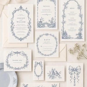 Pu&ograve; includere: Un set di cancelleria per matrimoni su carta color bianco sporco con illustrazioni a inchiostro blu di pagode, bamb&ugrave; e fiocchi. Il set include un invito, una scheda dei dettagli, un menu, una scheda RSVP, un biglietto di ringraziamento.