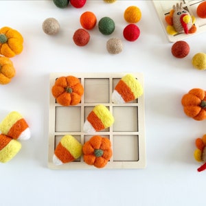 Autumn Tic Tac Toe Set - Halloween or Thanksgiving Gift - Wool pumpkins, turkeys, candy corn or Felt Ball Pieces - Wooden Board Game for Kid