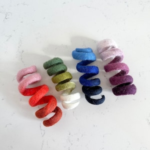 Felted Solid Wool Spiral Kicker Toy - Hand-felted felt wool swirl for cats and kittens - FREE cat nip oil option - 1 Premium Cat Spring