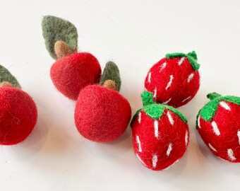 Wool Felted Fruit Toy - 6 cm Handmade Felt Red Apple or Strawberry - Berry Summer Imaginative Montessori Play Food / Fun Active Cat Playtime