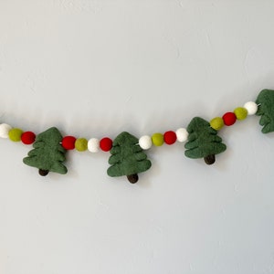 Customizable Evergreen Tree Garland - Felt Christmas Tree Bunting - Choose Colors for Woodland Kids Nursery Wall or Holiday Mantel Decor