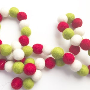 Customizeable Christmas Felt Ball Garland - Bright Red Lime Green Decor - Grinch Holiday Tree Pom Bauble - Bakers Twine Tree Trim Bunting