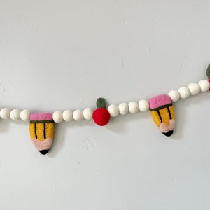 Customizable Pencil & Apple Garland - Back to School Felt Ball Banner - Classroom Party Decor - Wool Felted New Teachers Christmas Gift