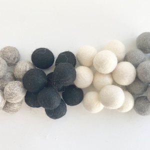 Black Gray Gradient Felt Balls - 2.5cm felted wool pom for monochromatic crafts - Wholesale Bulk DIY Monochrome Garland - Wool Pom Poms Only