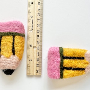 Customizable Pencil & Apple Garland - Back to School Felt Ball Banner - Classroom Party Decor - Wool Felted New Teachers Christmas Gift image 9