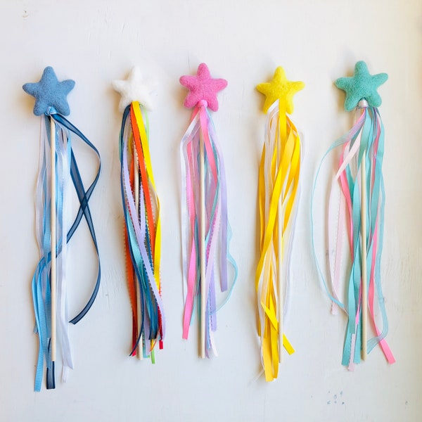 Felted Star Wands in 15 colors for Imaginary Play - Halloween Costume for Fairy Princess or Wizard Prince - Magic Birthday Party or Easter