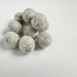 Heather Smoke Felt Balls - 2.5 cm light gray wool balls for crafting - Wholesale Bulk Felt Ball Set - DIY Nursery Garland - Wool Poms Only