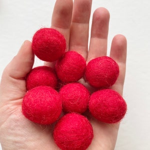 Bright Red Felt Ball Set - 2.5 cm felted wool poms for holiday crafting - Wholesale Bulk for DIY Nursery, Seasonal Garland - Wool Poms Only