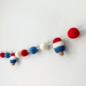Bright Bomb Pop Garland - Red White and Blue Felt Ball Popsicle Banner - Summer Tiered Tray - Amerca&#39;s Birthday Party Decor - 4th of July
