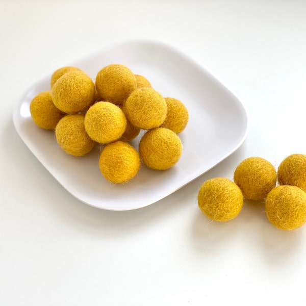 Gold Felt Balls - 2.5 cm felted mustard wool balls for holiday crafts - Wholesale Bulk Felt Poms - DIY Nursery Garland - Wool Pom Poms Only