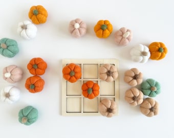 Pumpkin Tic Tac Toe Set - Halloween or Thanksgiving Gift - Wool pumpkins or Felt Ball Pieces - Wooden Board Game for Kids