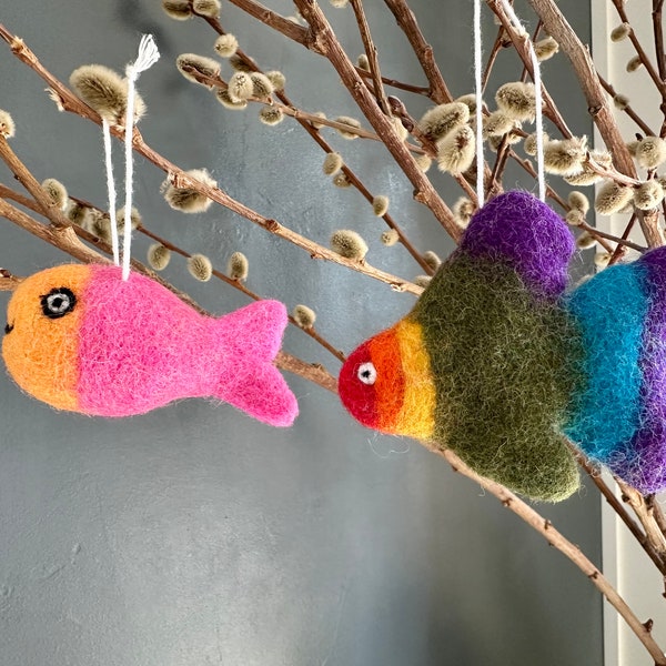 Wool Felted Fish Ornament - Smiley Felt Goldfish or Rainbow Tropical Fish - Sold Individually - Happy  DIY Crafts or Holiday Tree Baubles