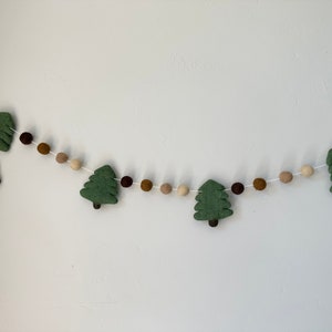 Customizable Pine Tree Garland - Christmas Tree Bunting - All Neutrals Brown to Tan Ombre Gradient - Choose colors for Nursery or Holidays