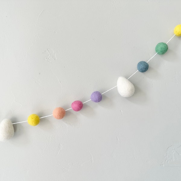 Customizable Easter Egg Garland - Soft Rainbow Felt Ball Mantel Banner - Spring Bunting Party Decor - Wool Felted Eggs Poms on Bakers Twine