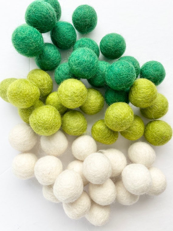 Lime Green - 2.5 cm Felt Pom Pom Balls