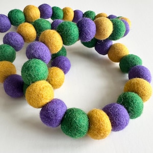 Customizable Mardi Gras Garland  Fat Tuesday felt ball banner - Carnival Celebration decor - Mardi Party - Shrove Pancake Beads Necklace Art