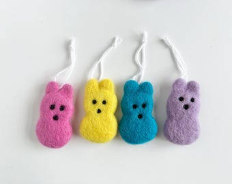 Wool Felted Bunny Ornament - 7 cm Handmade Felt Flat Rabbit - DIY Garland Crafting- Loose Shaped Pom for Spring Ornament or Easter Day Decor