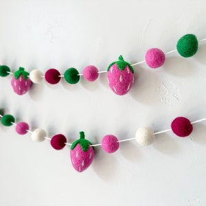 Customizable Strawberry Garland - Fresh Summer Pink Berry Fruits Banner - Summery Wall or Mantel Decor - Juicy Fruity Birthday Party Bunting