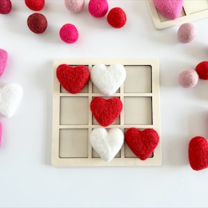 Heart Tic Tac Toe Set - Valentines Day Gift - Red, Fuchsia, White Wool Hearts or Felt Ball Pieces - Pastel Floral Wooden Board Game for Kids