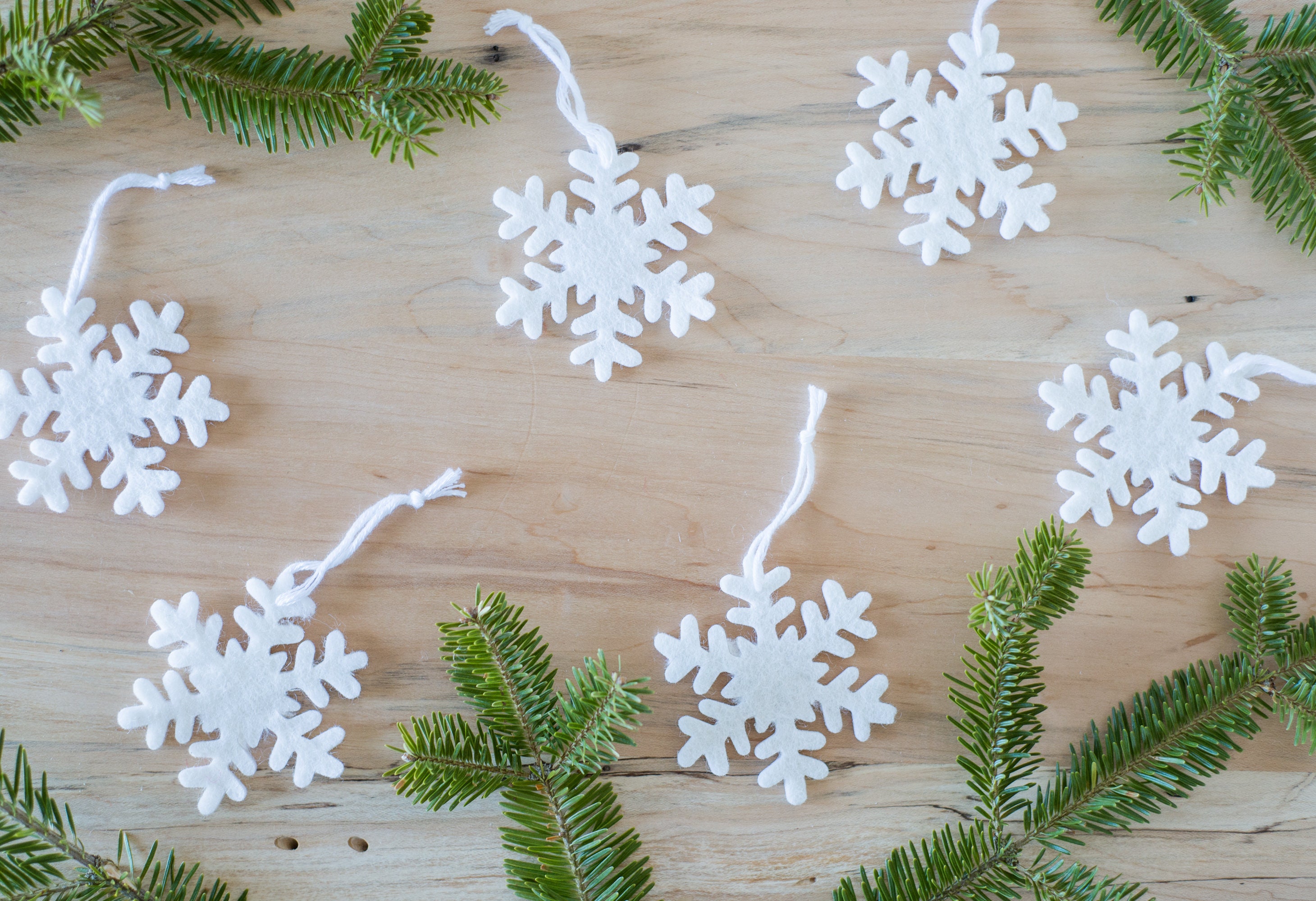 3D Snowflakes, Set of 5, Christmas Ornaments, Farmhouse Ornaments,rustic  Christmas,large Snowflakes for Christmas Holiday, Christmas in July 