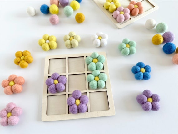 Floral Tic Tac Toe Set - Daisy Easter Basket Gift - Wool Flowers or Felt Ball Pieces - Pastel Wood Board Game for Kids Stocking Stuffer
