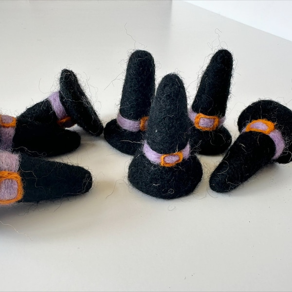 Felt Witch's Hat Toys - Scary Warlock or Witch Pointed Hats - Handmade Felted Wool Spooky Halloween Gift for Cat - Kids Toy or Kitten Kicker