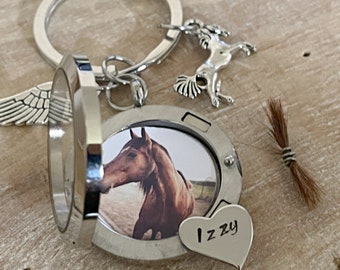 Horse Hair Keepsake, Horse Hair Keychain, Horse Memorial Gift, Horse Hair Jewelry, Horse Keepsake, Horse Gifts for a Girl, Horse Gifts